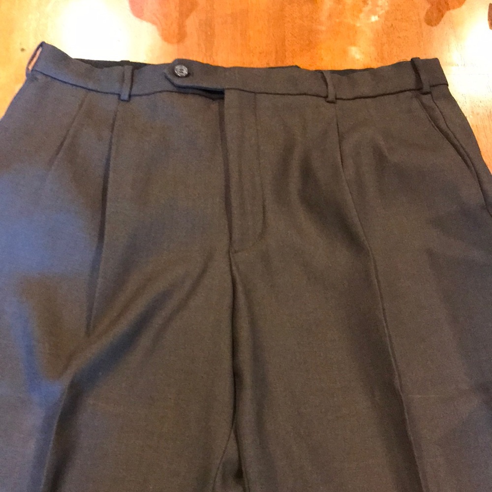 Metro Club Men’s Dress Pants (Waist- 38)